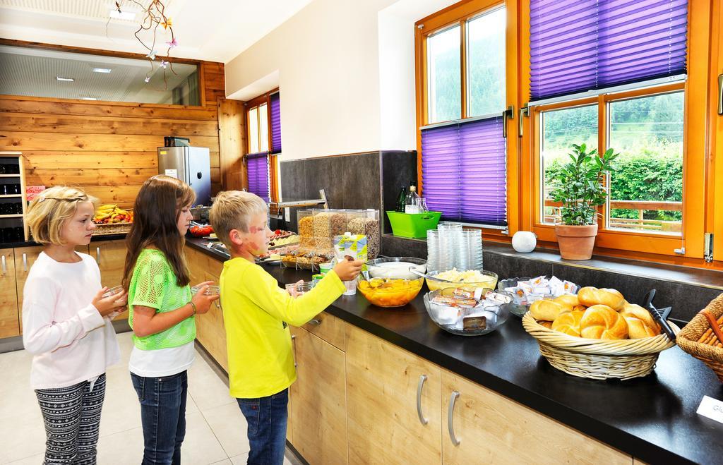 וואגריין Jugendhotel Aicher מראה חיצוני תמונה