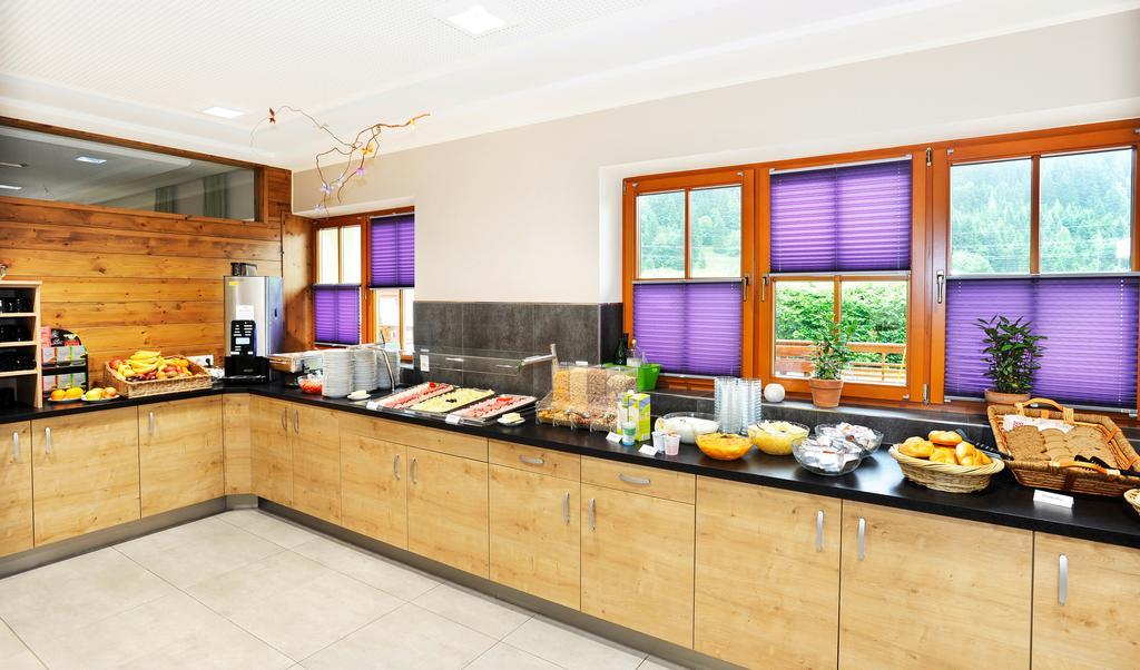 וואגריין Jugendhotel Aicher מראה חיצוני תמונה