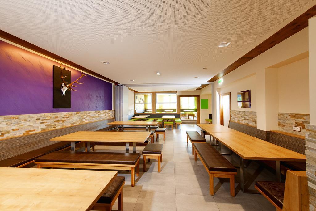 וואגריין Jugendhotel Aicher מראה חיצוני תמונה